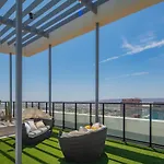 Comfy 1Bd - Dt, Pool, Gym, Parking, High Rise