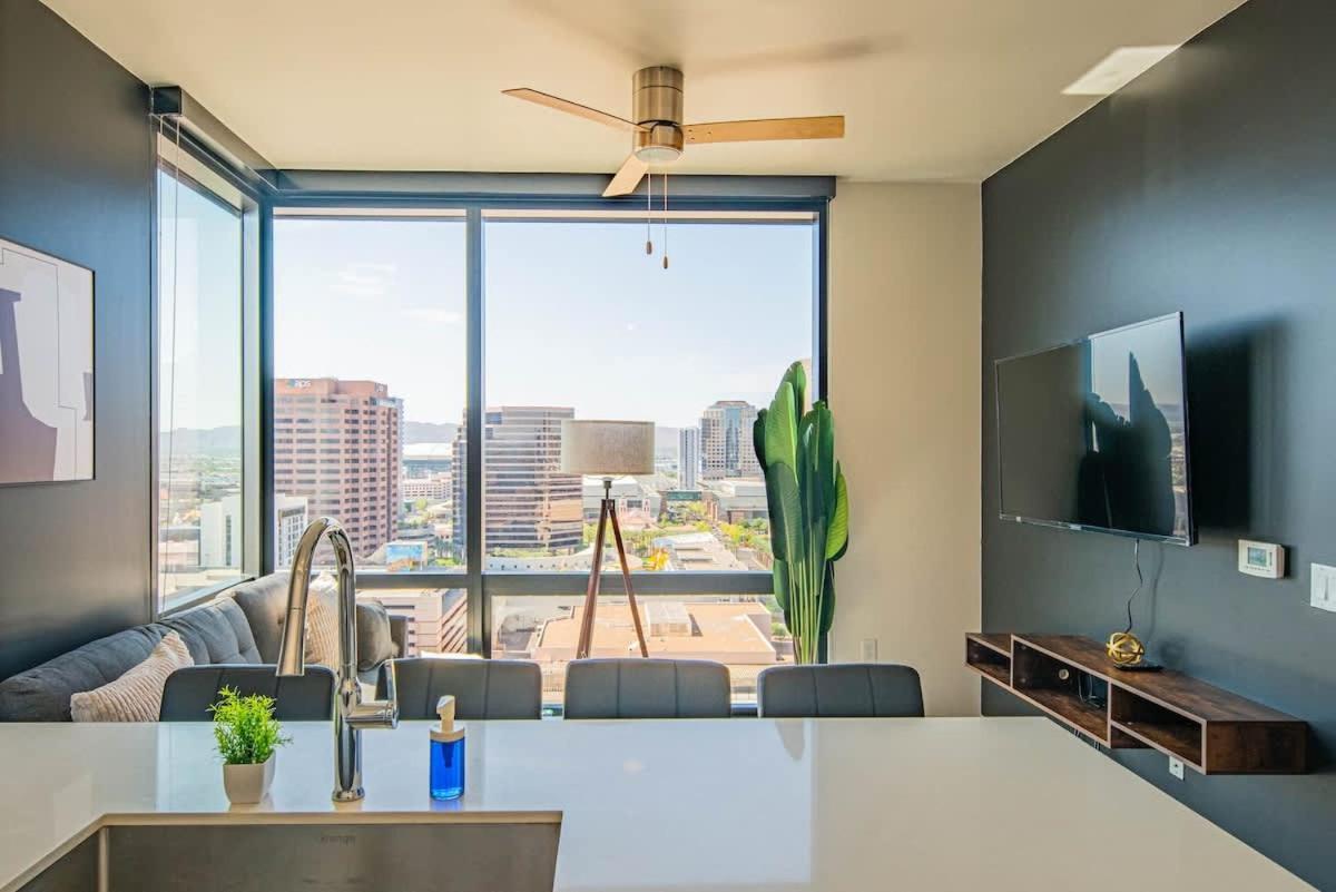 Apartment Comfy 1bd - Dt, Pool, Gym, Parking, High Rise